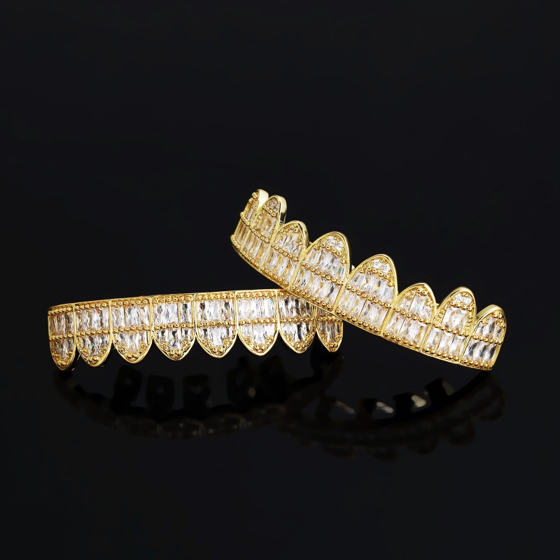 مصاص دماء الذهب الحقيقي مطلي ا - مراجعة Body Jewelry Real Gold وسعره