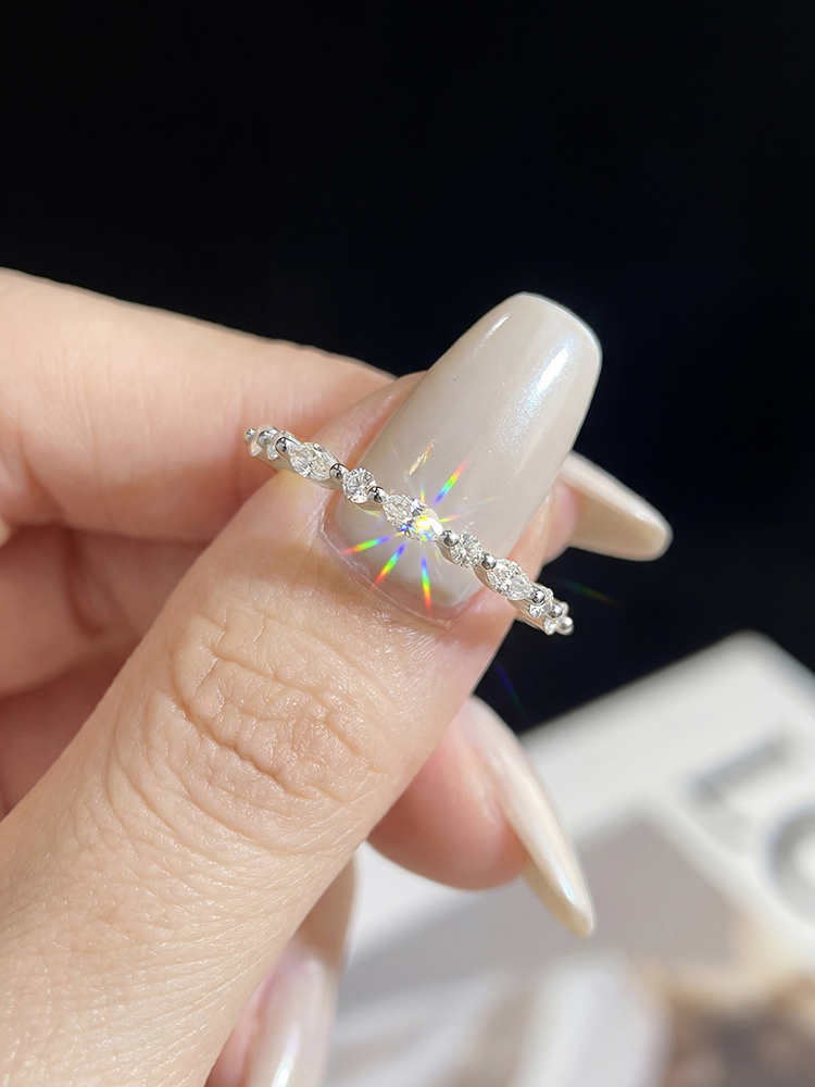 خاتم ألماس موسانيت حقيقي 0.18  - مراجعة Body Jewelry High Quality وسعره