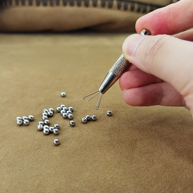 مصغرة 4 مخالب ملقط المجوهرات ، - مراجعة Body Jewelry Tool وسعره