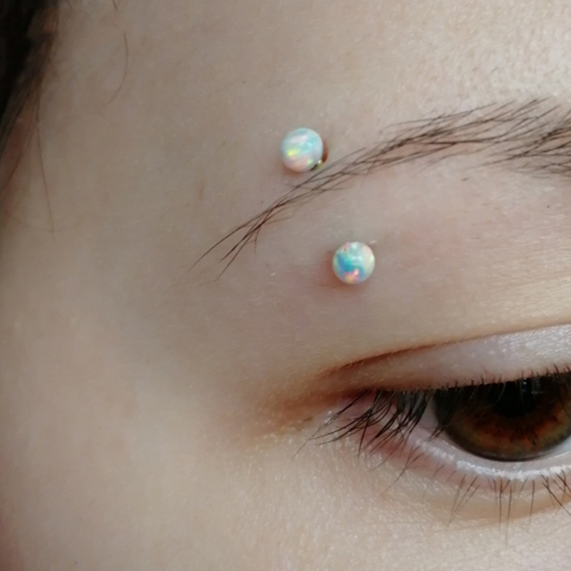 1 قطعة G23 التيتانيوم تشيكوسلو - مراجعة Eyebrow Curved Barbell وسعره