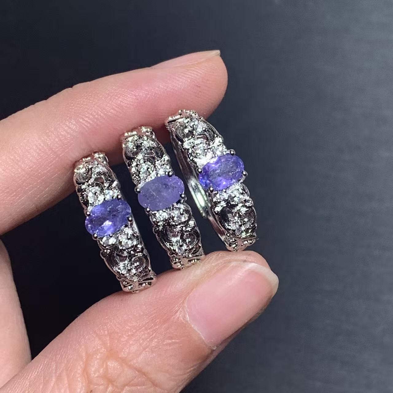 خاتم التانزانيت الطبيعي القابل - مراجعة Body Jewelry High Quality وسعره