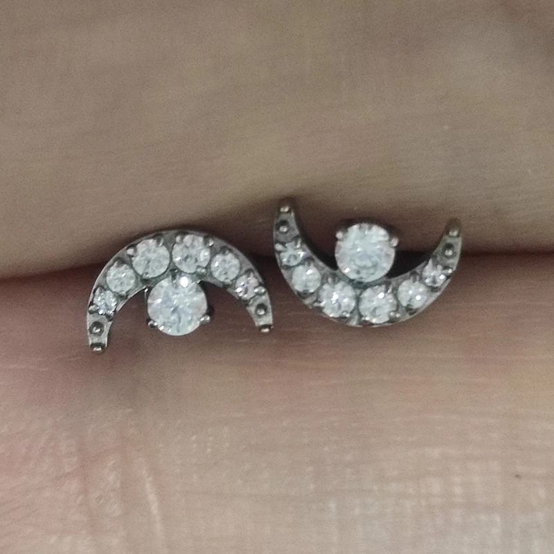 G23 التيتانيوم الهلال القمر تص - مراجعة Dermal Anchor Top وسعره