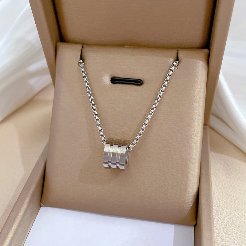 قلادة ذهبية حقيقية بثلاث حلقات - مراجعة Body Jewelry Real Gold وسعره