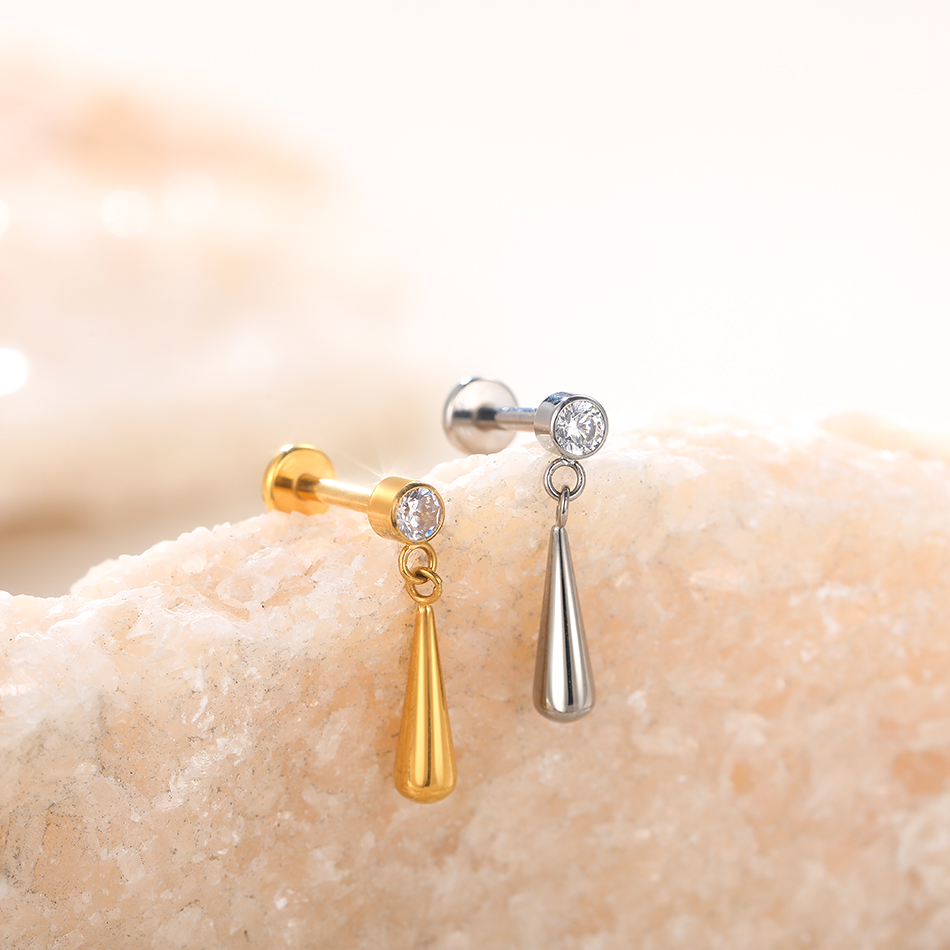 قرط مرصع بالزركون للنساء ، الت - مراجعة Body Jewellery وسعره
